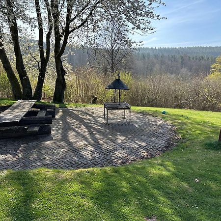 Natur Pur - Waldurlaub Im Tiny House Ronshausen Esterno foto