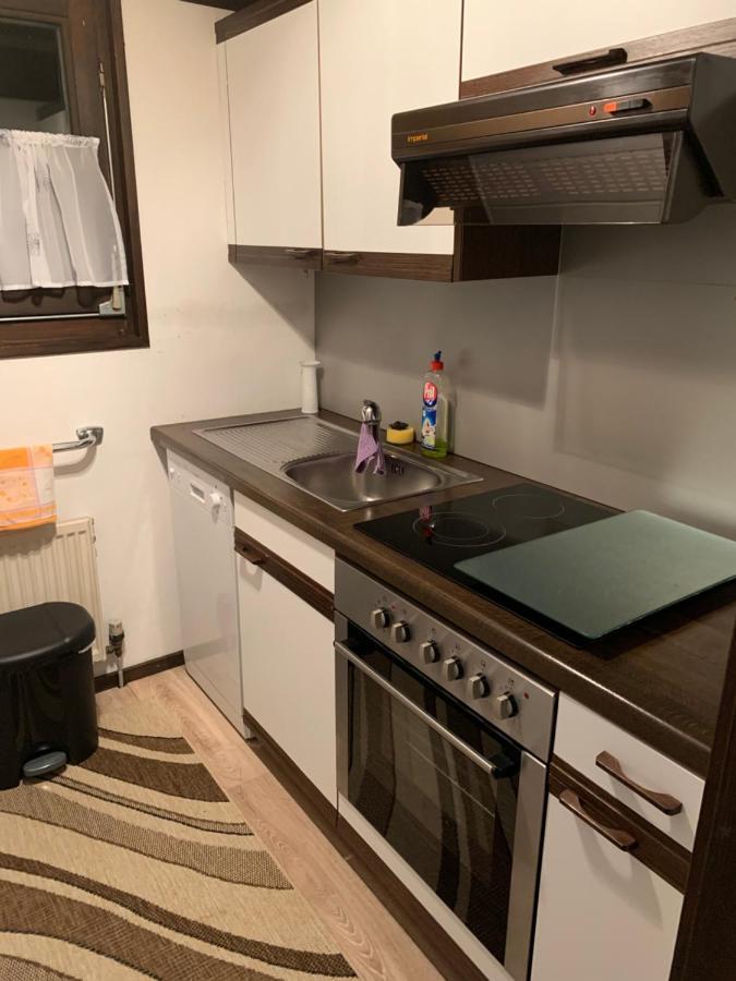 Natur Pur - Waldurlaub Im Tiny House Ronshausen Esterno foto
