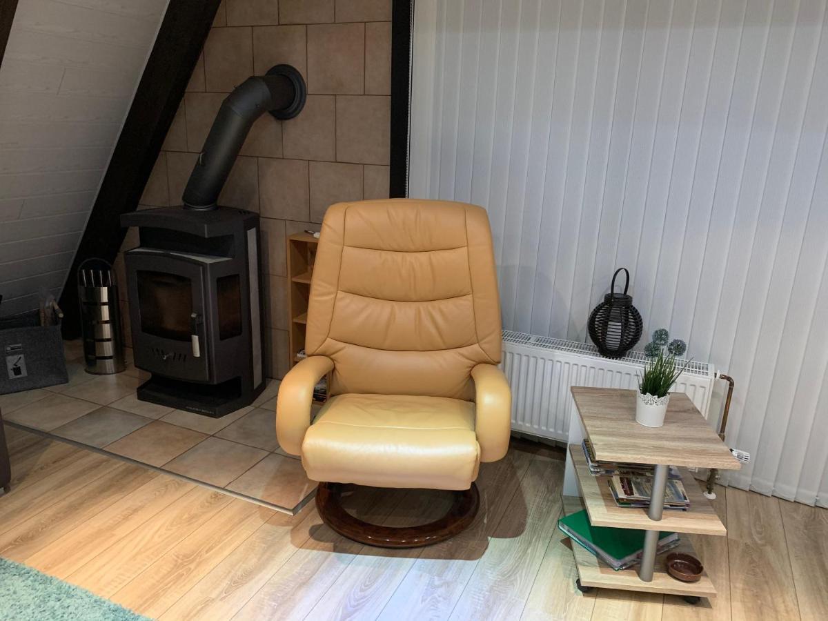 Natur Pur - Waldurlaub Im Tiny House Ronshausen Esterno foto